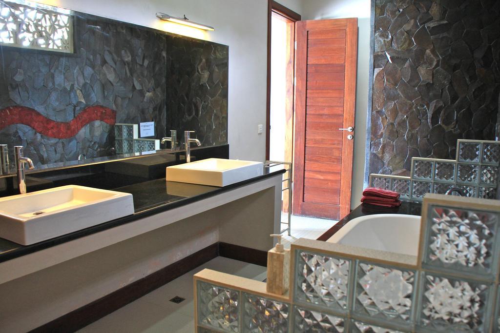 Jennys Place Hotel Nusa Lembongan  Bilik gambar
