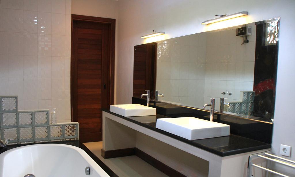 Jennys Place Hotel Nusa Lembongan  Bilik gambar